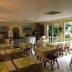 Couleurs Sud Avec Ascenseur Et Restaurant Gare