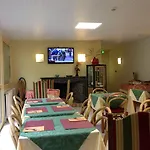 Couleurs Sud Avec Ascenseur Et Restaurant Gare فندق 3*
