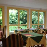 Couleurs Sud Avec Ascenseur Et Restaurant Gare 3* Charleville-Mézières
