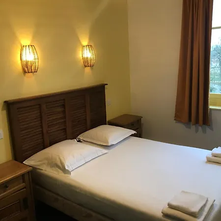 Hotel Couleurs Sud Centre-ville Gare