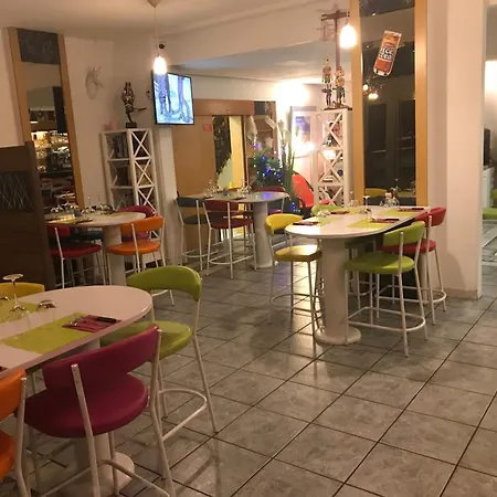 Hotel Couleurs Sud Centre-ville Gare Charleville-Mezieres