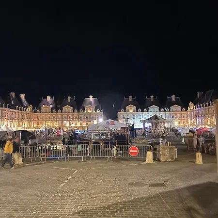 Hotel Hotel Couleurs Sud 46 Chambres Avec Ascenseur Et Restaurant Centre Ville-Gare Charleville-Mezieres 3*