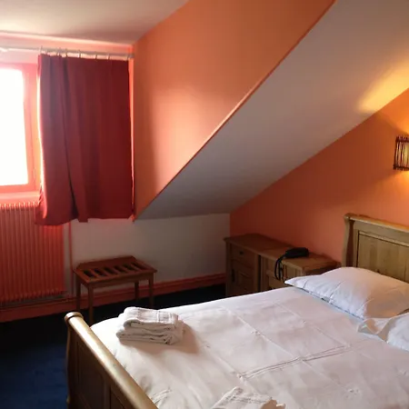 Hotel Couleurs Sud 46 Chambres Avec Ascenseur Et Restaurant Centre Ville-Gare Charleville-Mezieres 3* Charleville-Mezieres