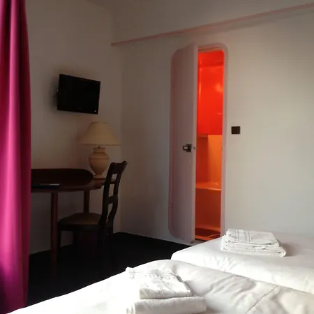 Hotel Couleurs Sud Centre-ville Gare Charleville-Mezieres