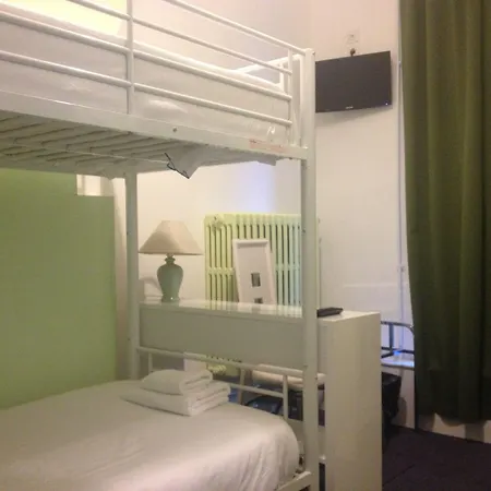 Hotel Couleurs Sud 46 Chambres Avec Ascenseur Et Restaurant Centre Ville-Gare Charleville-Mezieres Hotel
