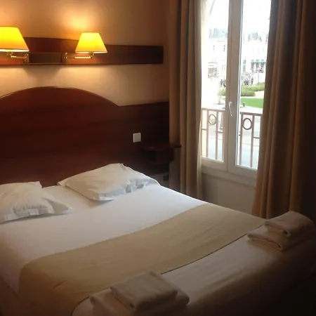 Hotel Couleurs Sud 46 Chambres Avec Ascenseur Et Restaurant Centre Ville-Gare Charleville-Mezieres Charleville-Mezieres