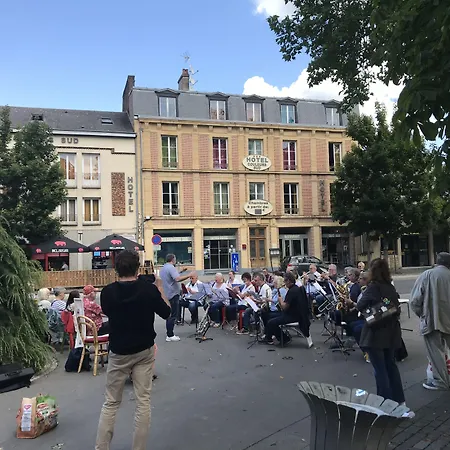 Hotel Couleurs Sud Centre-ville Gare Charleville-Mezieres