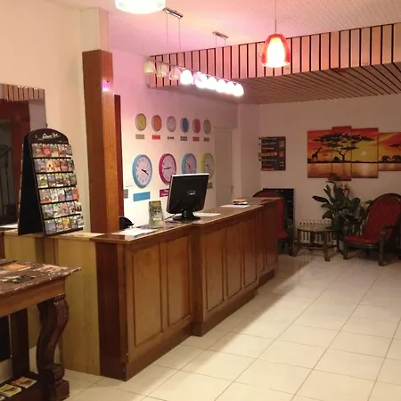 Couleurs Sud Centre-ville Gare 3* Charleville-Mezieres