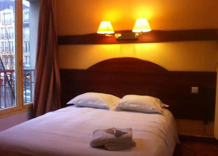 Hotel Couleurs Sud Centre-ville Gare Charleville-Mézières