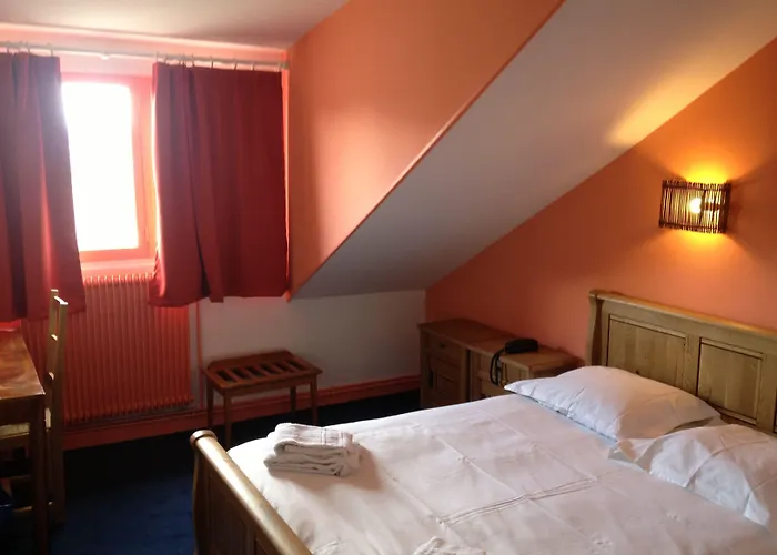 Couleurs Sud Centre-ville Gare Charleville-mézières 3* Charleville-Mézières