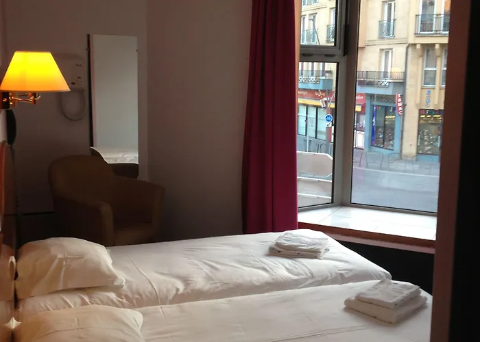 Couleurs Sud Centre-ville Gare 3* Charleville-Mézières