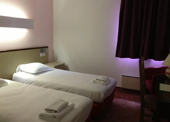 Couleurs Sud Centre-ville Gare Charleville-mézières Hotel 3*