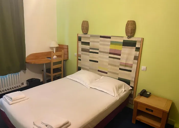 Hotel Couleurs Sud Centre-ville Gare Charleville-Mézières