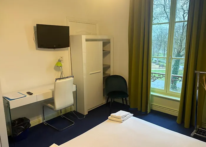 מלון Couleurs Sud Centre-ville Gare Charleville-Mézières