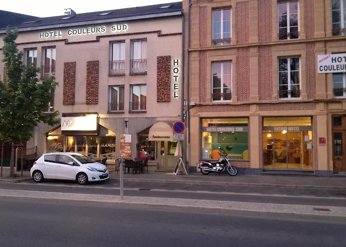 Couleurs Sud Centre-ville Gare מלון 3*